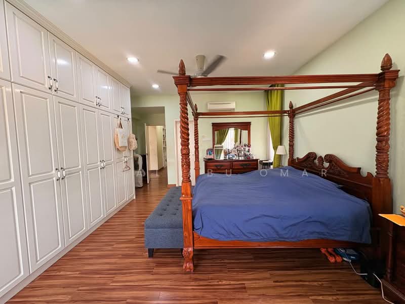 Kondominium untuk Dijual di Desa Villas - Faisal Abu Omar - Bedroom - PropertyGuru.com.my