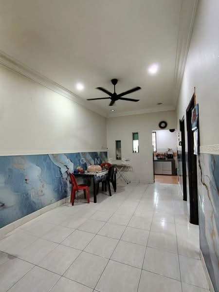Rumah Teres untuk Dijual di Taman Kempas Indah (Tebrau) - Agnes . - Dining Room - PropertyGuru.com.my