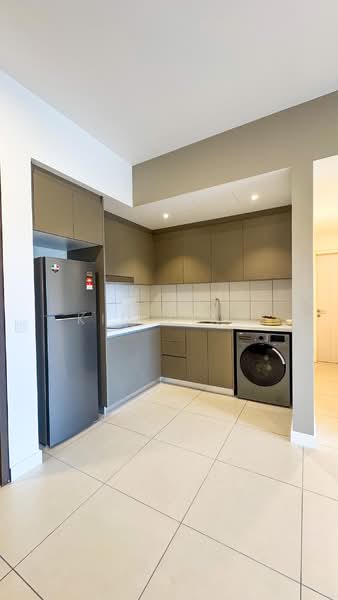 Servis Apartment untuk Disewa di Maya Ara Residences - Kim Ling - Kitchen - PropertyGuru.com.my