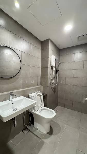 Servis Apartment untuk Disewa di Maya Ara Residences - Kim Ling - Bathroom 2 - PropertyGuru.com.my