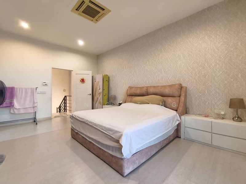2-storey Terraced House for Sale in Setia Damai (Setia Alam) - Janice Tang - Bedroom - PropertyGuru.com.my