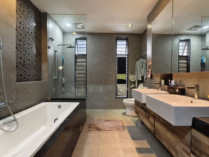 2-storey Terraced House for Sale in Setia Damai (Setia Alam) - Janice Tang - Bathroom - PropertyGuru.com.my