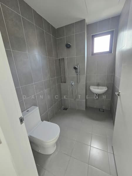 Kondominium untuk Dijual di Scots Pavilion - Danick Teoh - Bathroom - PropertyGuru.com.my