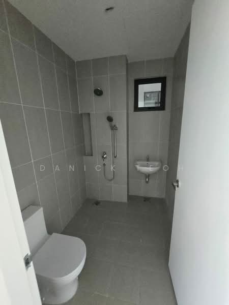 Kondominium untuk Dijual di Scots Pavilion - Danick Teoh - Bathroom - PropertyGuru.com.my