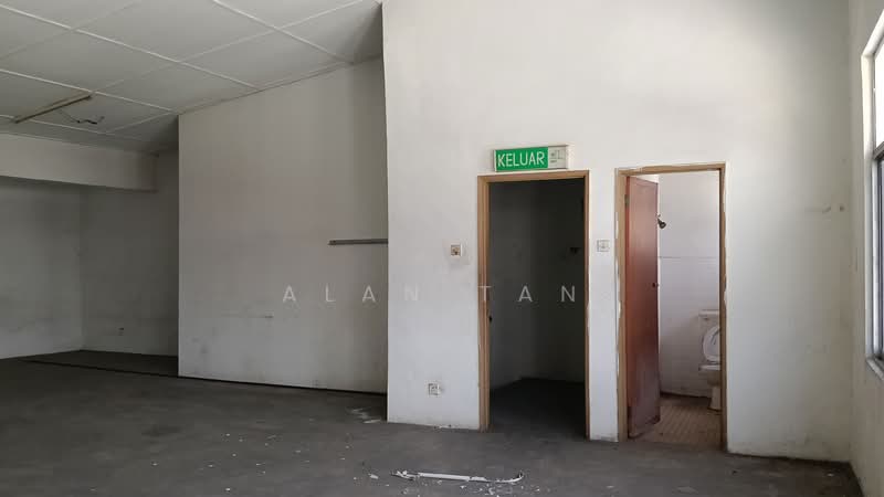 Factory for Rent in Bandar Baru Bukit Beruntung (Serendah) - Alan Tan - Interior - PropertyGuru.com.my