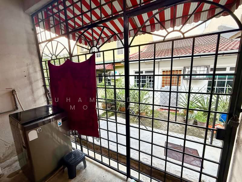 Rumah Teres 1 Tingkat untuk Dijual di Taman Batu Caves (Batu Caves) - Muhammad Nazli Mohd Amin - Exterior - PropertyGuru.com.my