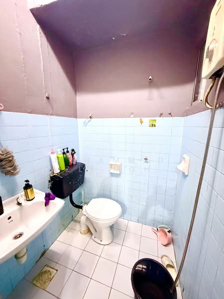 Rumah Teres 1 Tingkat untuk Dijual di Taman Batu Caves (Batu Caves) - Muhammad Nazli Mohd Amin - Bathroom - PropertyGuru.com.my