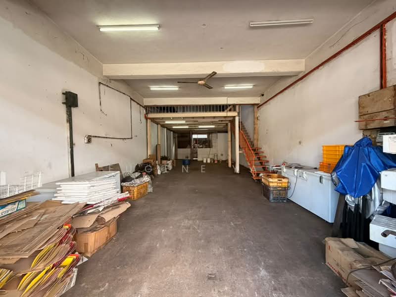 Terrace Factory for Sale in Bandar Sri Damansara (Selangor) - Eugene Yap - Interior - PropertyGuru.com.my