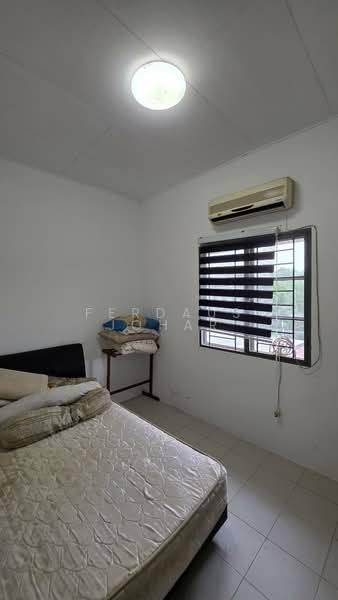 Rumah Teres untuk Disewa di Sungai Buloh (Selangor) - Ferdaus Johar - Bedroom - PropertyGuru.com.my