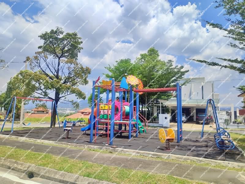 Bungalow for Sale in Kota Emerald (Rawang) - Leslie Low - PropertyGuru.com.my