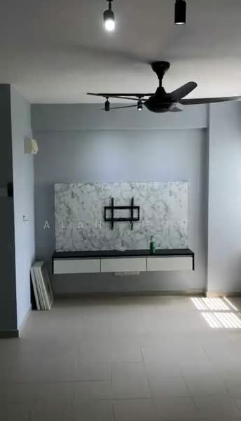 Pangsapuri untuk Dijual di Alpinia - Alan Yeoh - Living Room - PropertyGuru.com.my