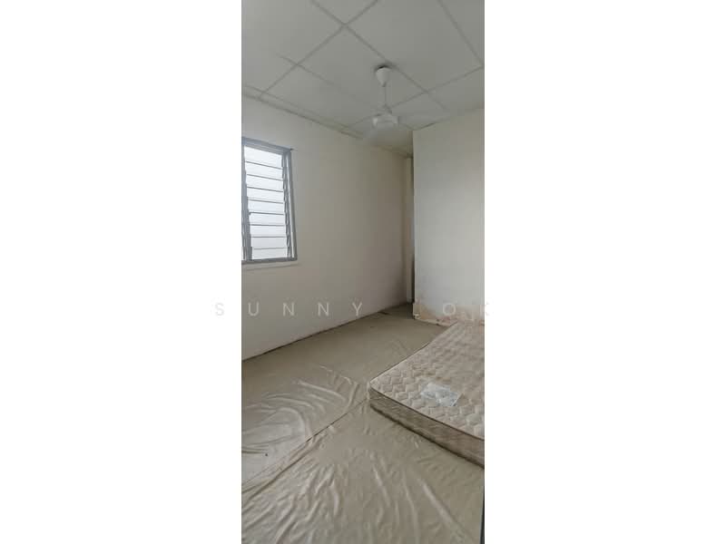 Flat for Rent at Taman Bidara - Sunny Lok - Bedroom - PropertyGuru.com.my