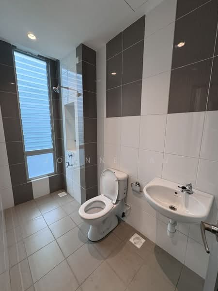 Condominium for Sale at The Seed Taman Sutera Utama - Joanne Lau - Bathroom - PropertyGuru.com.my