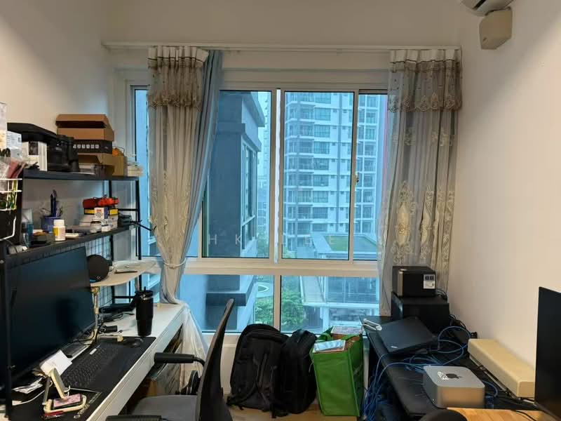 Service Residence for Sale at V Residence 3 @ Sunway Velocity - HK Lee - Study - PropertyGuru.com.my