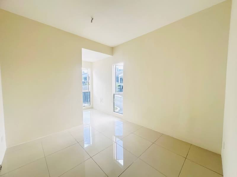 2-storey Terraced House for Sale in Taman Zamrud (Kajang) - Tengku Zairi - Interior - PropertyGuru.com.my