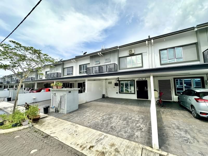 Terraced House for Sale in Kuala Selangor (Selangor) - Naim Kassim - Exterior - PropertyGuru.com.my