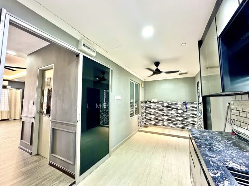 Terraced House for Sale in Kuala Selangor (Selangor) - Naim Kassim - Kitchen - PropertyGuru.com.my