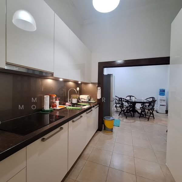 Rumah Berkembar untuk Dijual di Tropicana (Petaling Jaya) - Mokhtar Bin Mohamad Akhir - Kitchen - PropertyGuru.com.my