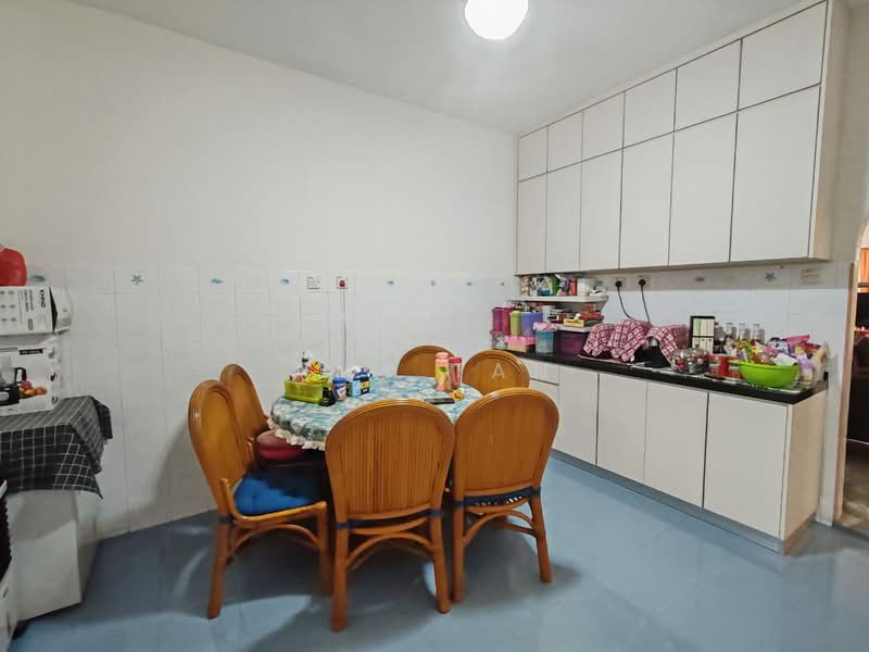 2-storey Terraced House for Sale in Bandar Utama 4 (Bandar Utama) - Amy Tan - Kitchen - PropertyGuru.com.my