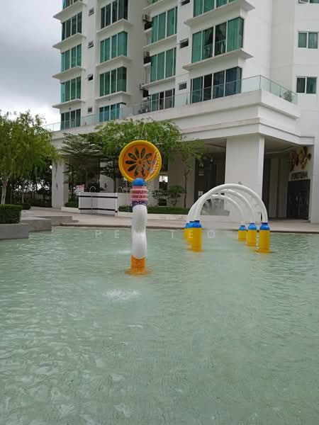 Kondominium untuk Disewa di The Clovers - Pen Teo - Pool - PropertyGuru.com.my
