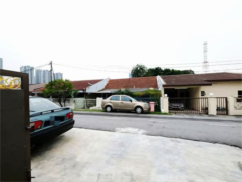 Rumah Teres 2 Tingkat untuk Dijual di Seksyen 1 (Petaling Jaya) - Prem Kumar - Exterior - PropertyGuru.com.my