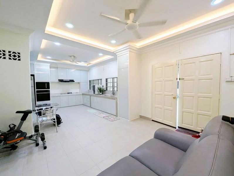 Rumah Teres 2 Tingkat untuk Dijual di Seksyen 1 (Petaling Jaya) - Prem Kumar - Kitchen - PropertyGuru.com.my