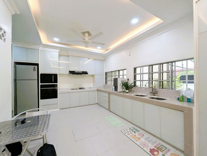 Rumah Teres 2 Tingkat untuk Dijual di Seksyen 1 (Petaling Jaya) - Prem Kumar - Kitchen - PropertyGuru.com.my