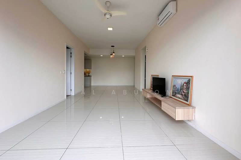 Kondominium untuk Dijual di Seri Riana Residence - Faisal Abu Omar - Living Room - PropertyGuru.com.my