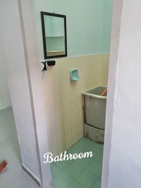 Rumah Teres 1 Tingkat untuk Dijual di Taman Merak Jaya (Simpang Ampat) - Chii Lee - Bathroom - PropertyGuru.com.my
