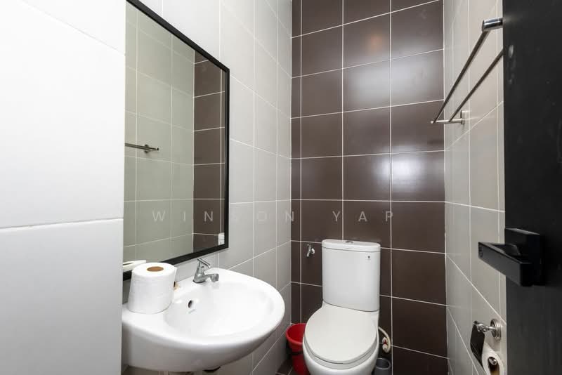 Apartment for Rent at Austin Regency (Pangsapuri Austin Perdana) - Winson Yap - Bathroom - PropertyGuru.com.my
