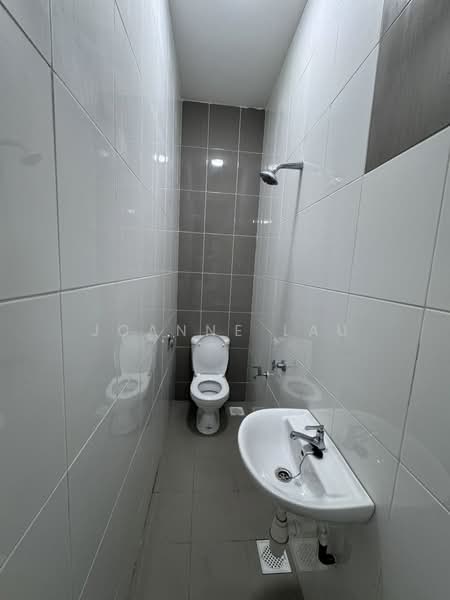 Condominium for Sale at The Seed Taman Sutera Utama - Joanne Lau - Bathroom - PropertyGuru.com.my
