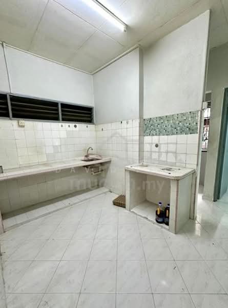 Rumah Flat untuk Dijual di Medan Angsana (Farlim 2) - David Lee - Kitchen - PropertyGuru.com.my