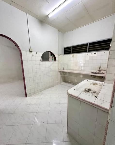 Rumah Flat untuk Dijual di Medan Angsana (Farlim 2) - David Lee - Kitchen - PropertyGuru.com.my