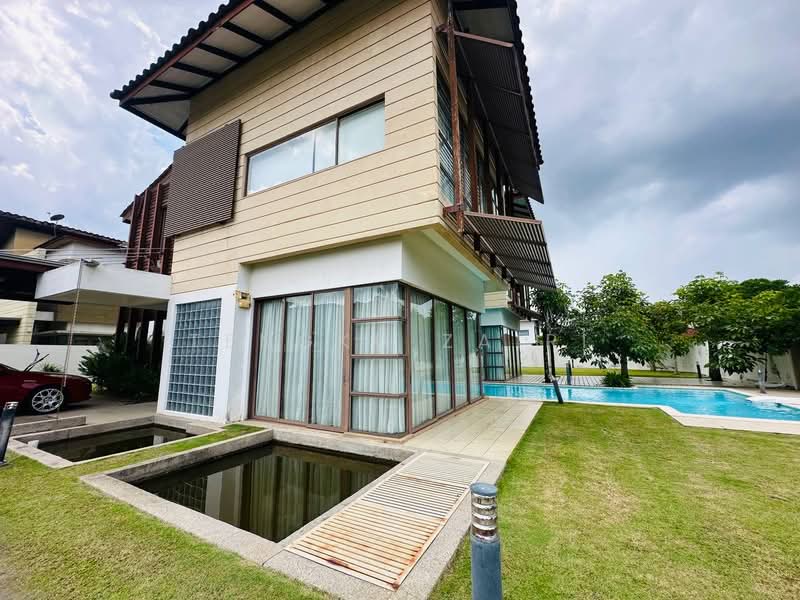 Bungalow for Sale in Bandar Seri Putra (Bangi) - Tengku Zairi - Exterior - PropertyGuru.com.my