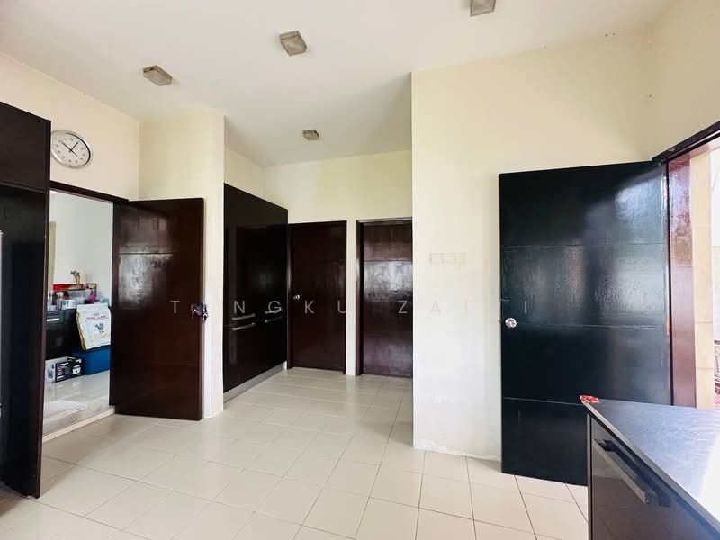 Bungalow for Sale in Bandar Seri Putra (Bangi) - Tengku Zairi - Interior - PropertyGuru.com.my