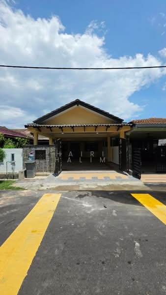 1-storey Terraced House for Sale in Taman Nilai Perdana (Nilai) - Hairi Halim - Exterior - PropertyGuru.com.my