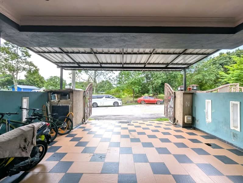 Rumah Teres 2 Tingkat untuk Dijual di Taman Puncak Saujana (Kajang) - Nazrin Hakimin - Exterior - PropertyGuru.com.my