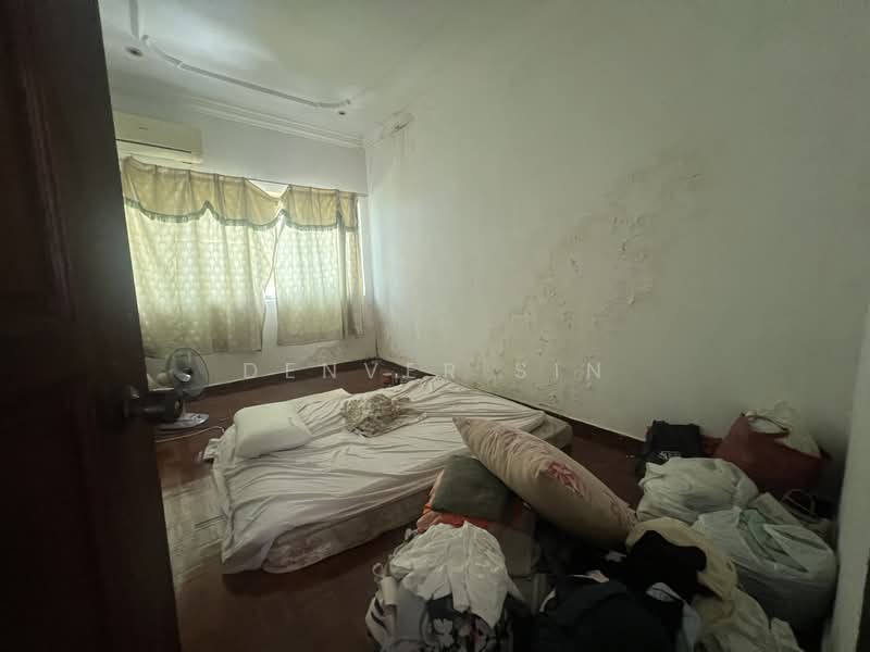Rumah Teres 2 Tingkat untuk Dijual di Taman Desa Aman (Cheras) - Denver Sin - Bedroom - PropertyGuru.com.my