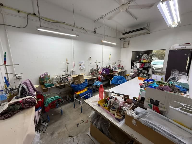 Shop for Rent in Taman Ehsan (Kepong) - Edmond Loke - Interior - PropertyGuru.com.my