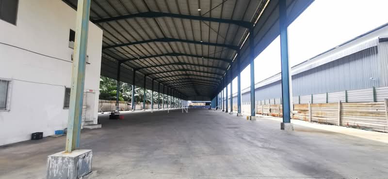 Gudang untuk Disewa di Teluk Panglima Garang (Banting) - Kelvin Chan - Exterior - PropertyGuru.com.my