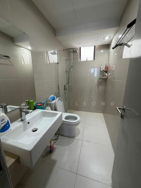 Service Residence for Rent at United Point (Residensi Berpadu) - Wendy Leong - Bathroom - PropertyGuru.com.my