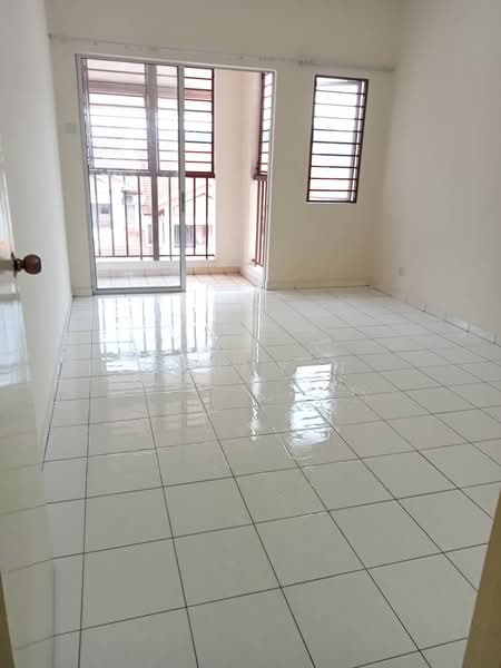 Rumah Bandar untuk Dijual di Batu Caves (Selangor) - Cammy N - Living Room - PropertyGuru.com.my