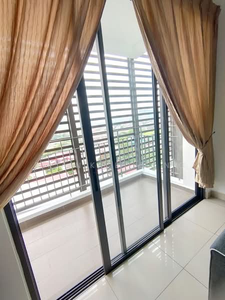 Kondominium untuk Disewa di Selayang 18 - Frankie Sing - Balcony - PropertyGuru.com.my