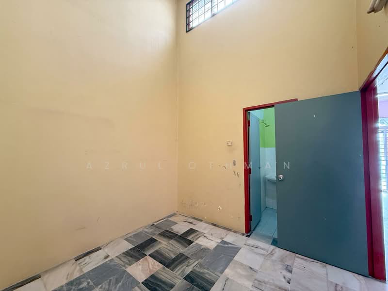 1-storey Terraced House for Sale in Bandar Seremban Selatan (Seremban) - Azrul Othman - Interior - PropertyGuru.com.my