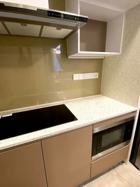Service Residence for Rent at Millerz Square Serviced Residence - Sara Low - Kitchen - PropertyGuru.com.my