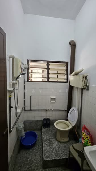 Rumah Teres 2 Tingkat untuk Dijual di Jalan Klang Lama (Old Klang Road) (Kuala Lumpur) - May Yap - Bathroom - PropertyGuru.com.my