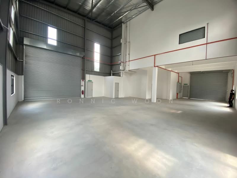 Semi-D Factory for Sale in Taman Perindustrian Kip (Kepong) - Ronnic Woon - Interior - PropertyGuru.com.my