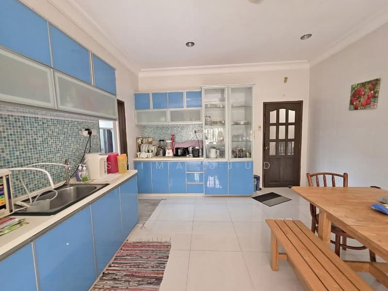 Bungalow Land for Sale in Bandar Bukit Mahkota (Bangi) - Syima Ujud - Kitchen - PropertyGuru.com.my
