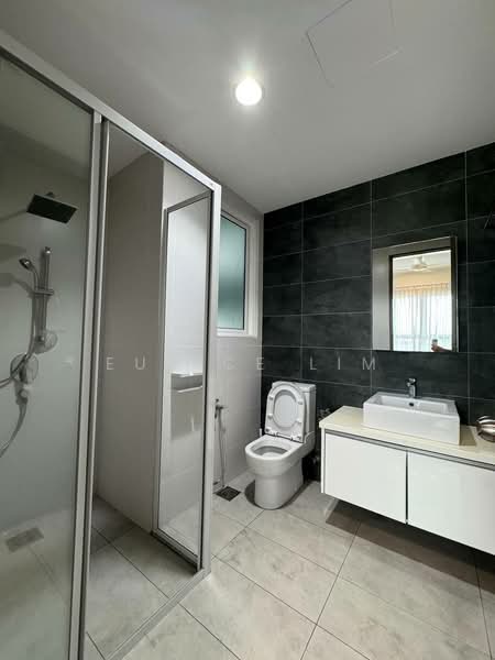 Servis Apartment untuk Dijual di Impiria Residensi Bukit Tinggi Klang - Eunice Lim - Bathroom - PropertyGuru.com.my