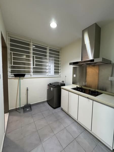 Servis Apartment untuk Dijual di Impiria Residensi Bukit Tinggi Klang - Eunice Lim - Kitchen - PropertyGuru.com.my